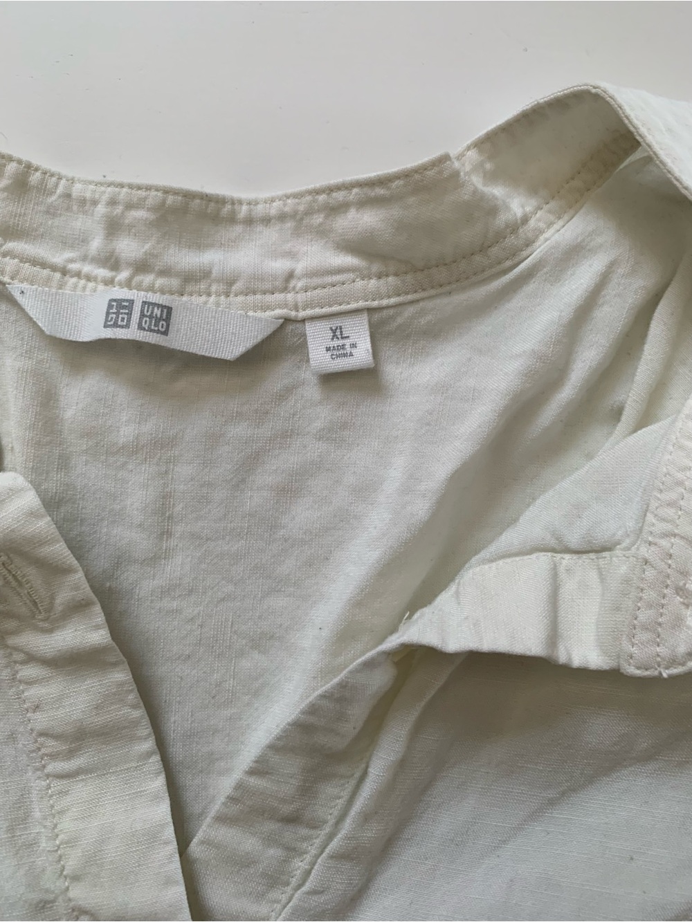 #26 Uniqlo Cream Button-Down Linen Shirt - XL